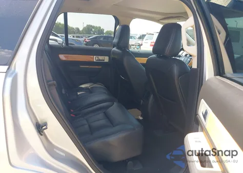 2010 Lincoln Mkx z USA, uszkodzony, nr VIN 2LMDJ6JC1ABJ02045